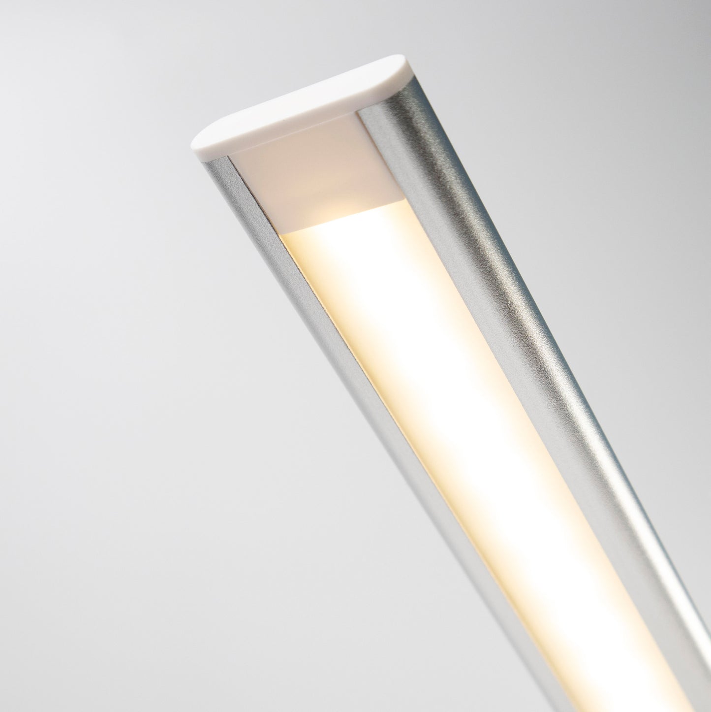SOLMIRA® Lámpara de Escritorio con Cargador Inalámbrico, 42 LEDs, Plata, Certificado CE y RoHS